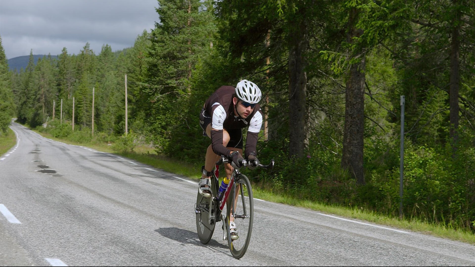 哈弗茨破纪录之夜,比利时战术完胜希腊,新一代核心崛起